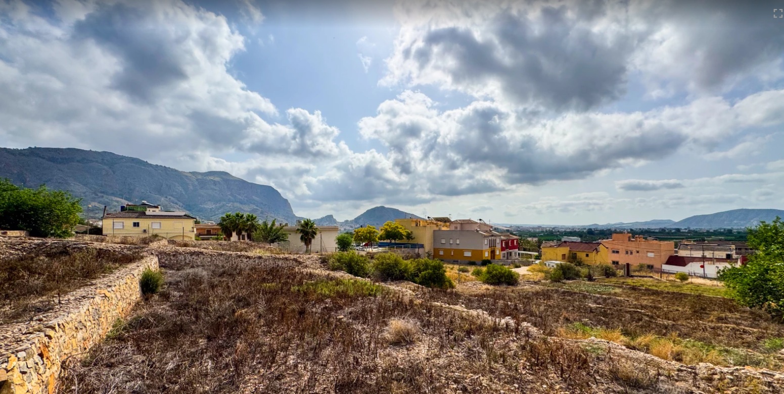 House in Molins - view 1