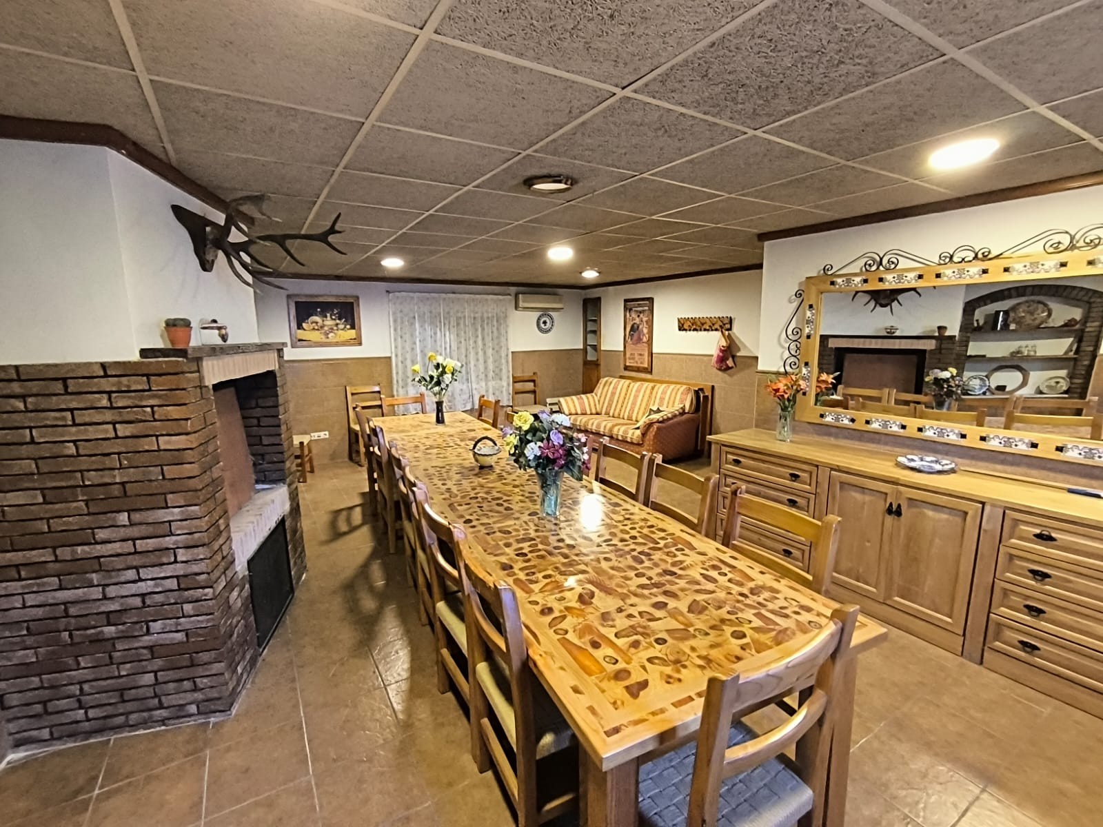 Vrijstaande villa te koop in Yecla, Yecla